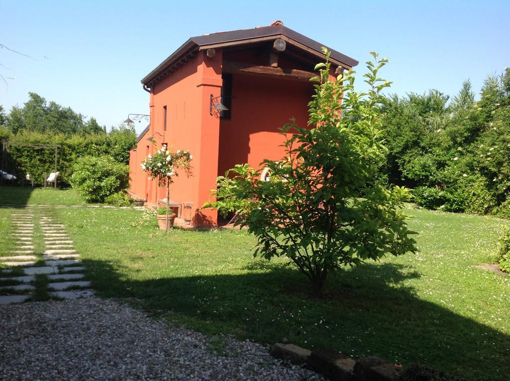 Azienda Agrituristica Santissima Trinita Budrio  Ngoại thất bức ảnh